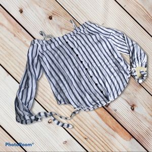 Venus size 10 cold shoulder top